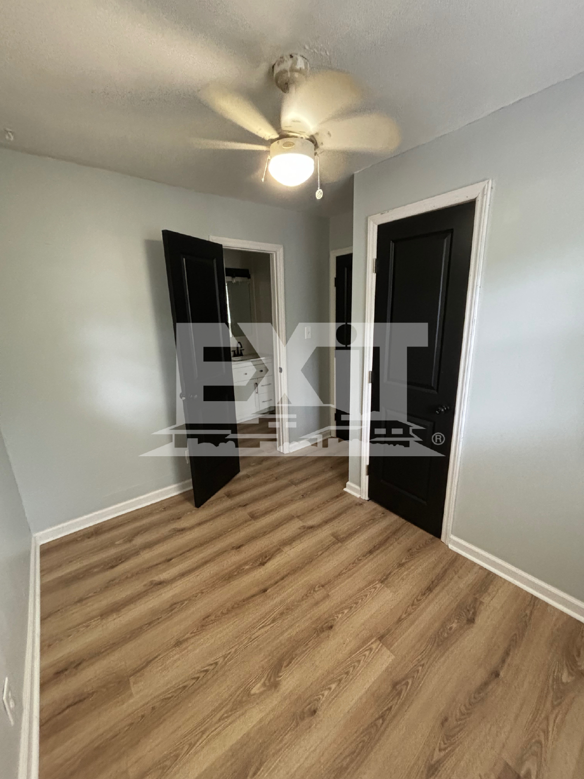 Charming 3 Bed 1.5 Bath Home in Bracey, VA property image